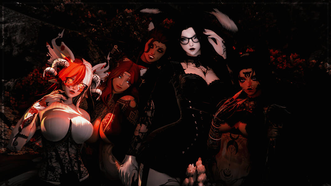 2024 - EW - Strange family